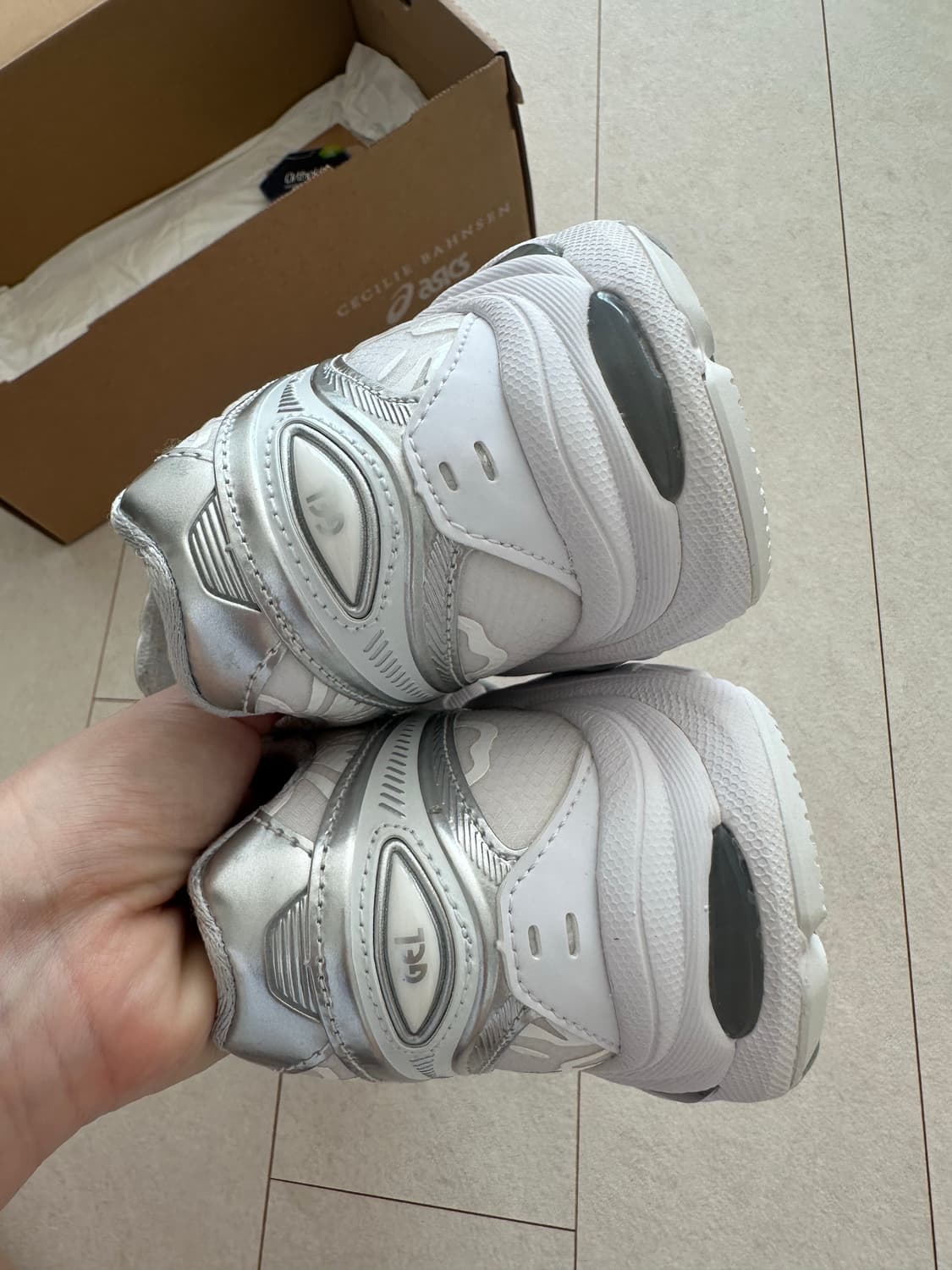 세실리에반센X아식스 GT2160 / 235 상품이미지7