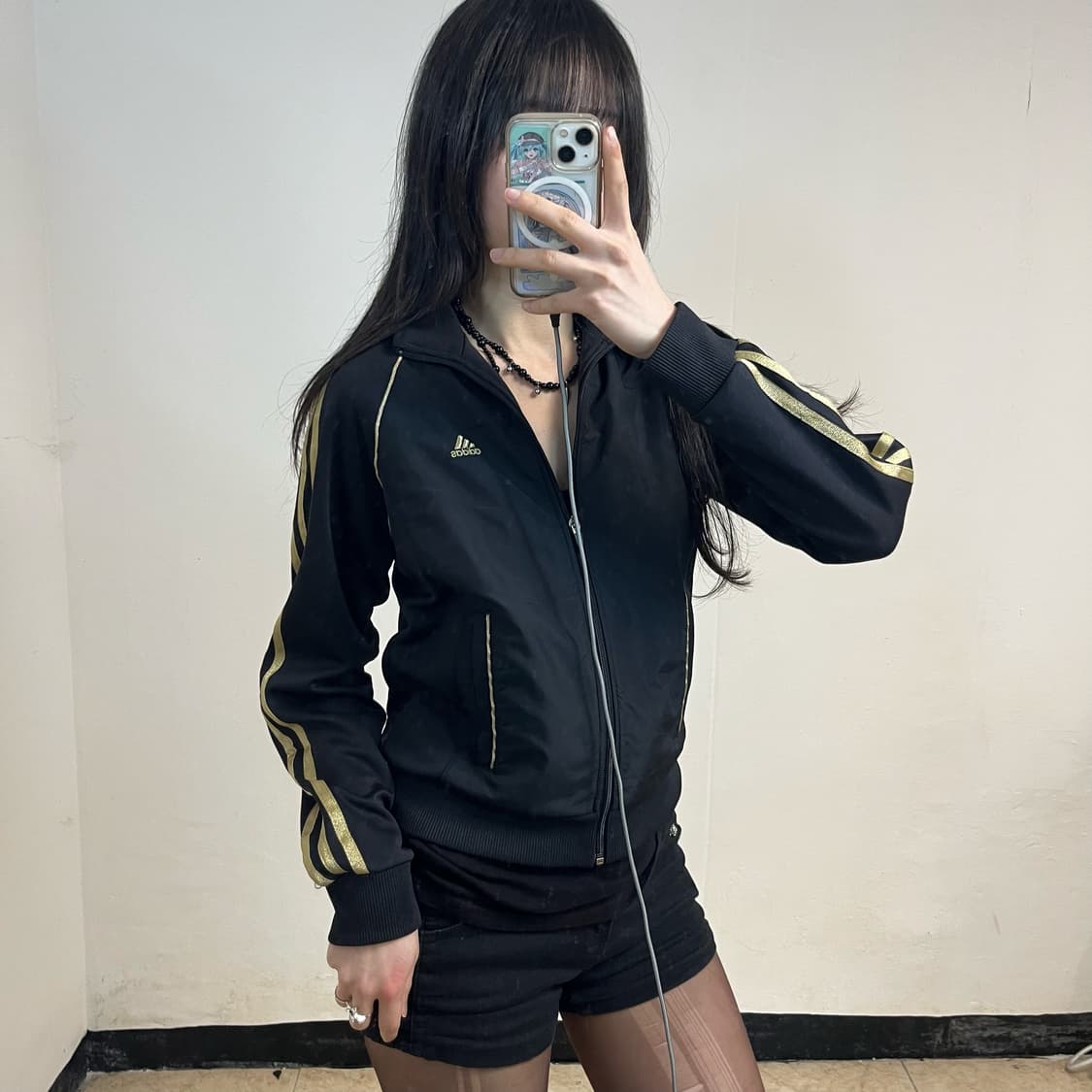 Adidas black gold jersey 상품이미지2