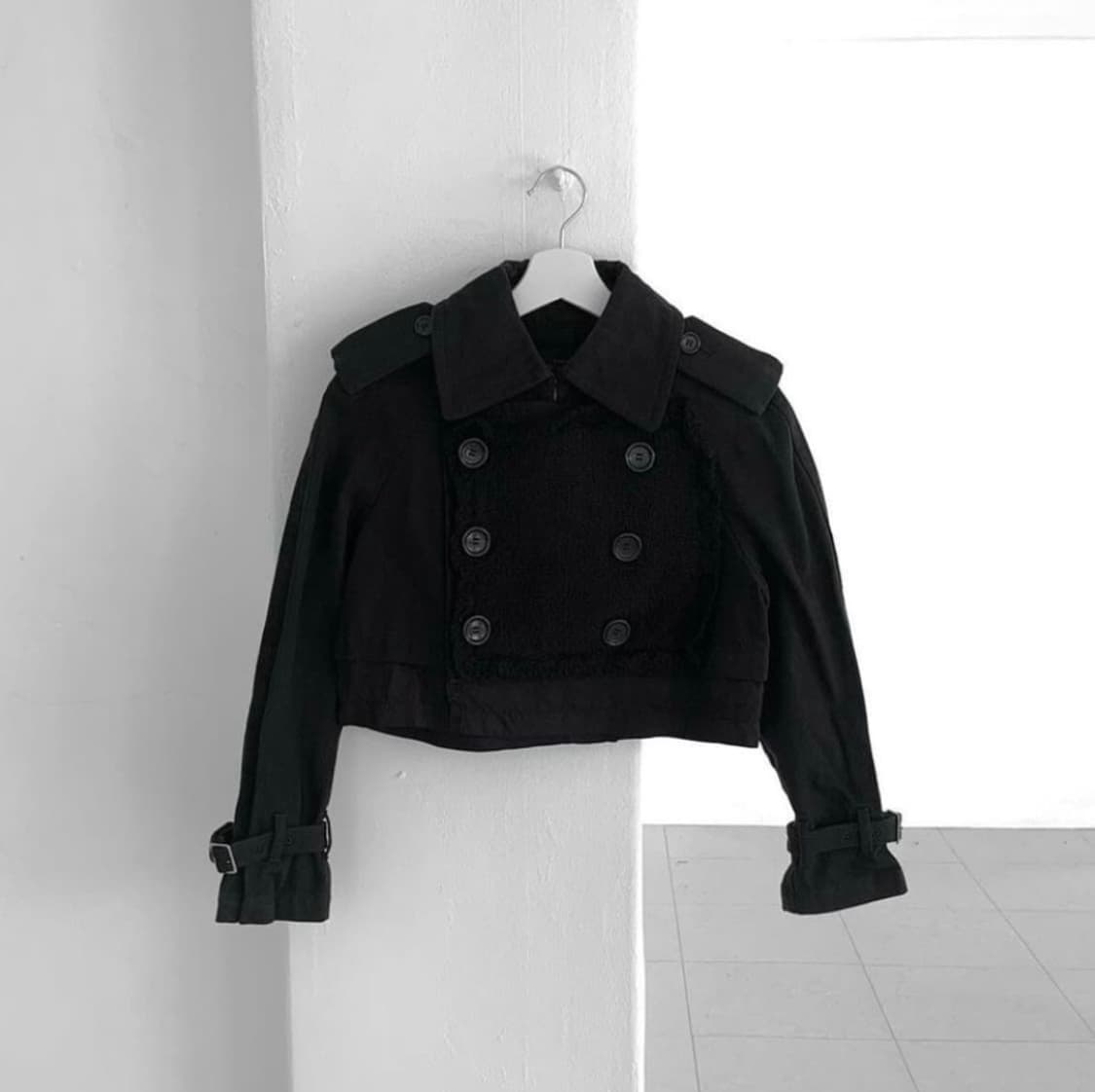꼼데가르송 숏 트렌치 코트 상품이미지1