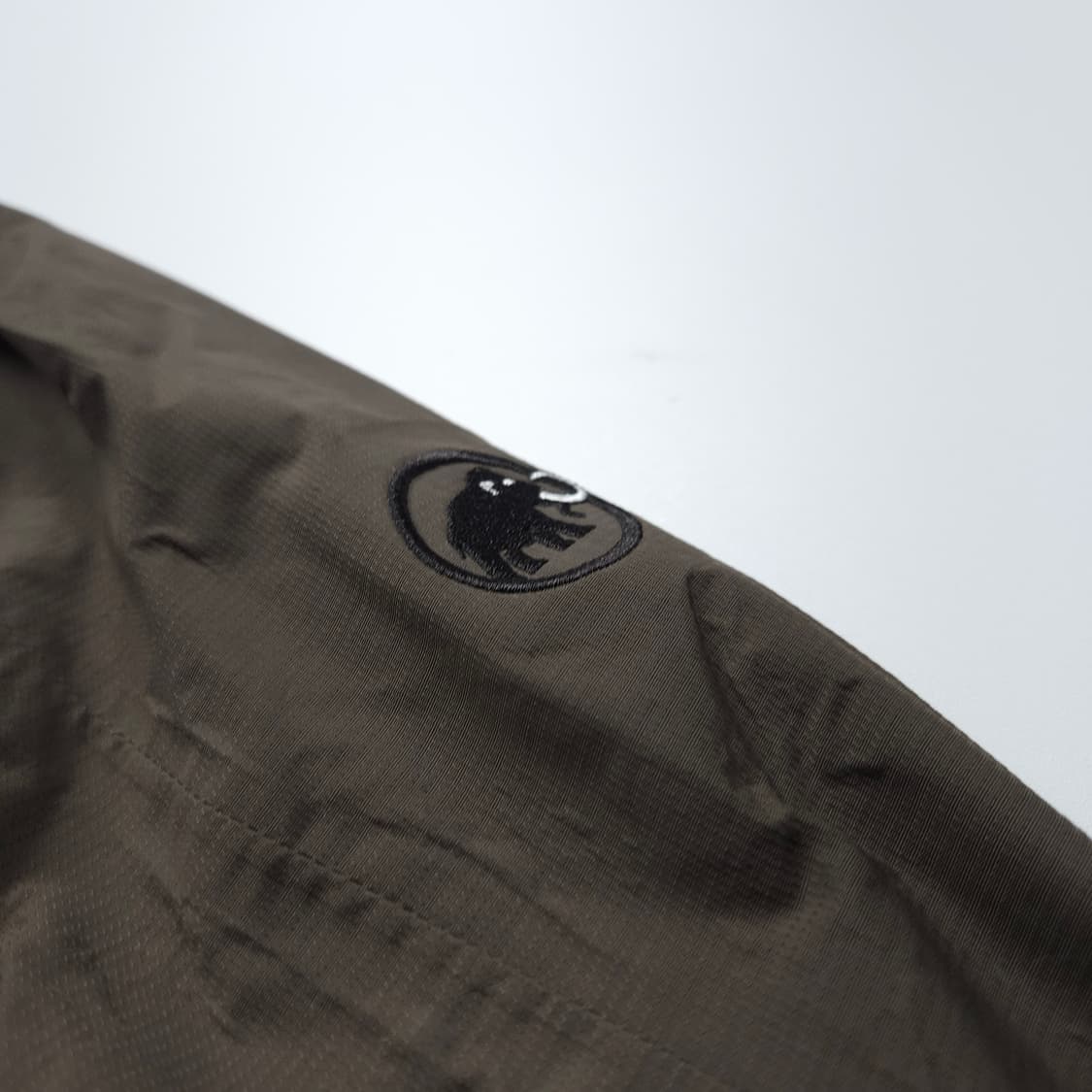 마무트 드라이 테크 마운틴 자켓 브라운 (L) 상품이미지3