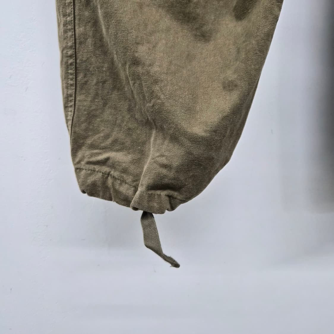 뉴에라 카키색 카고 조거 팬츠 30in 상품이미지6