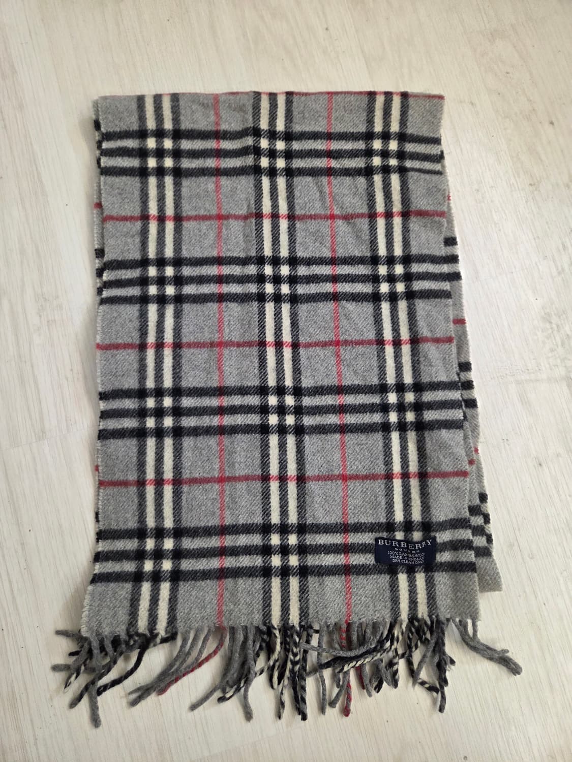 버버리 램스울 184*28.5 상품이미지1