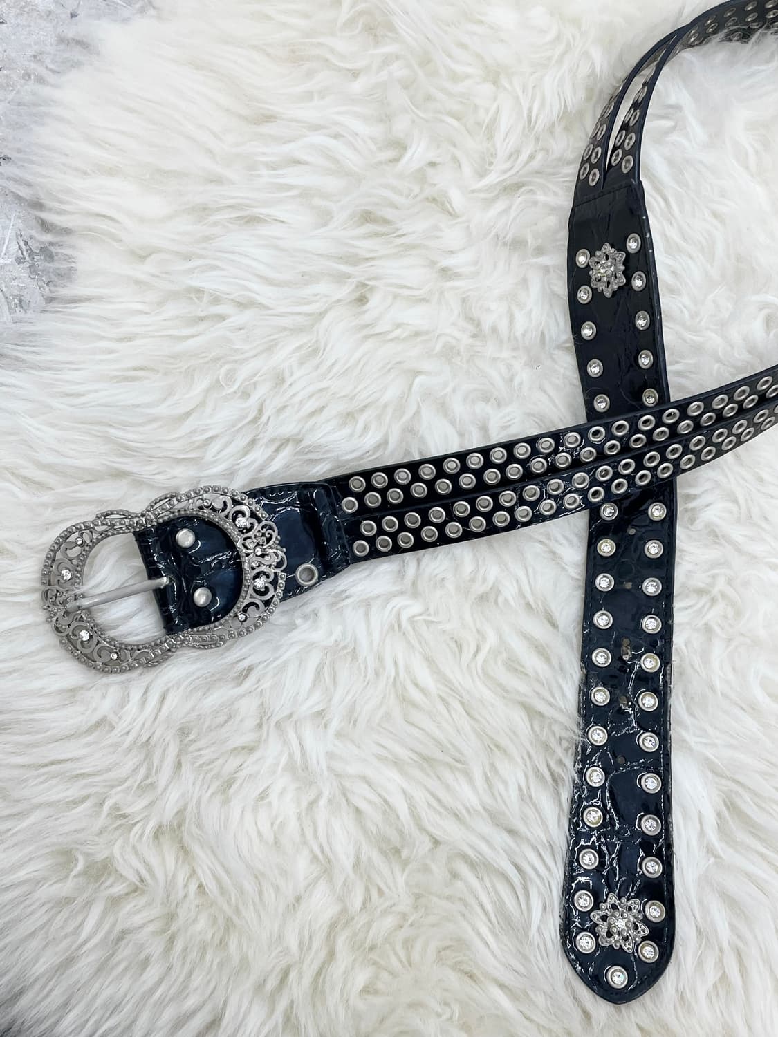 락시크 펀칭 큐빅 버클 벨트 상품이미지4