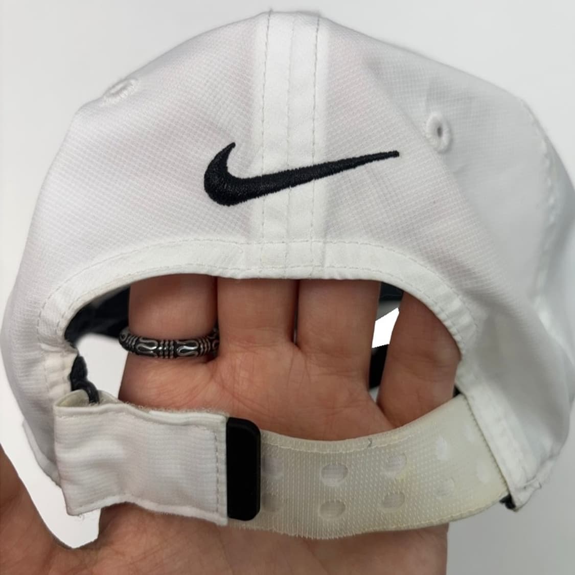 NIKE 드라이핏 스우시 볼캡 화이트 상품이미지4