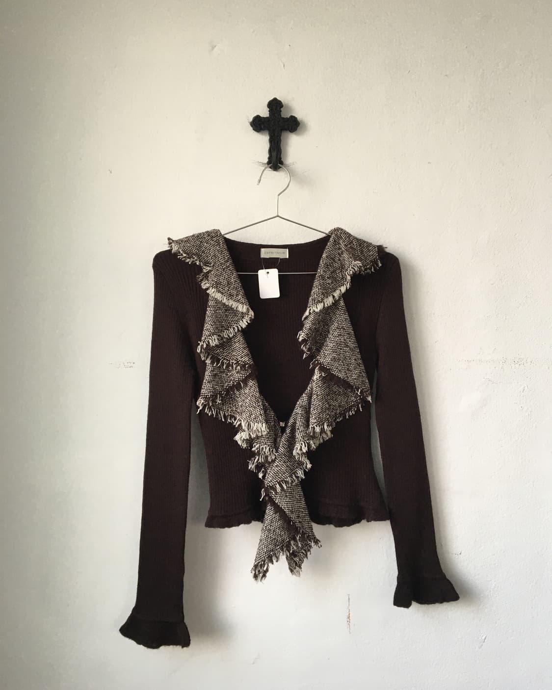 Ruffle point ribbed knit cardigan 상품이미지2