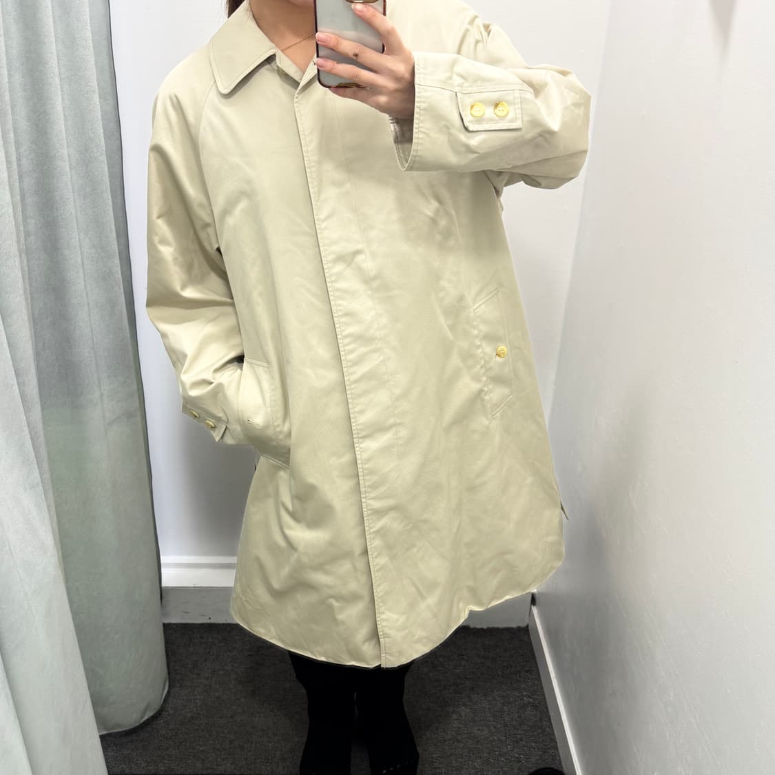 버버리 베이지 트렌치 코트 상품이미지3