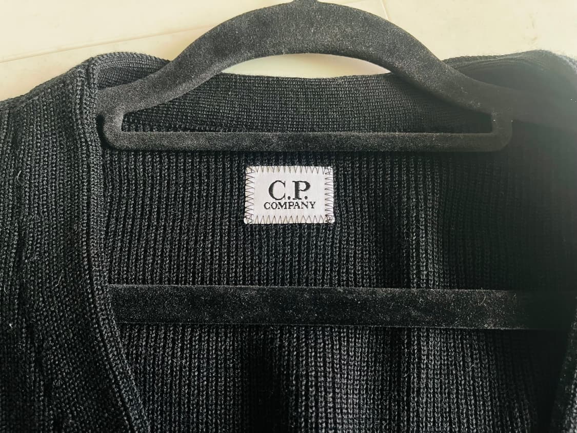 CP컴퍼니 블랙 울가디건 xxl 상품이미지5