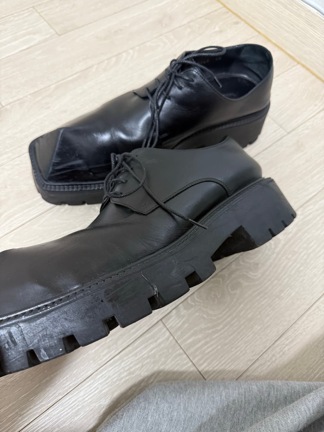 Balenciaga Rhino derbie 42(270)size 상품이미지3