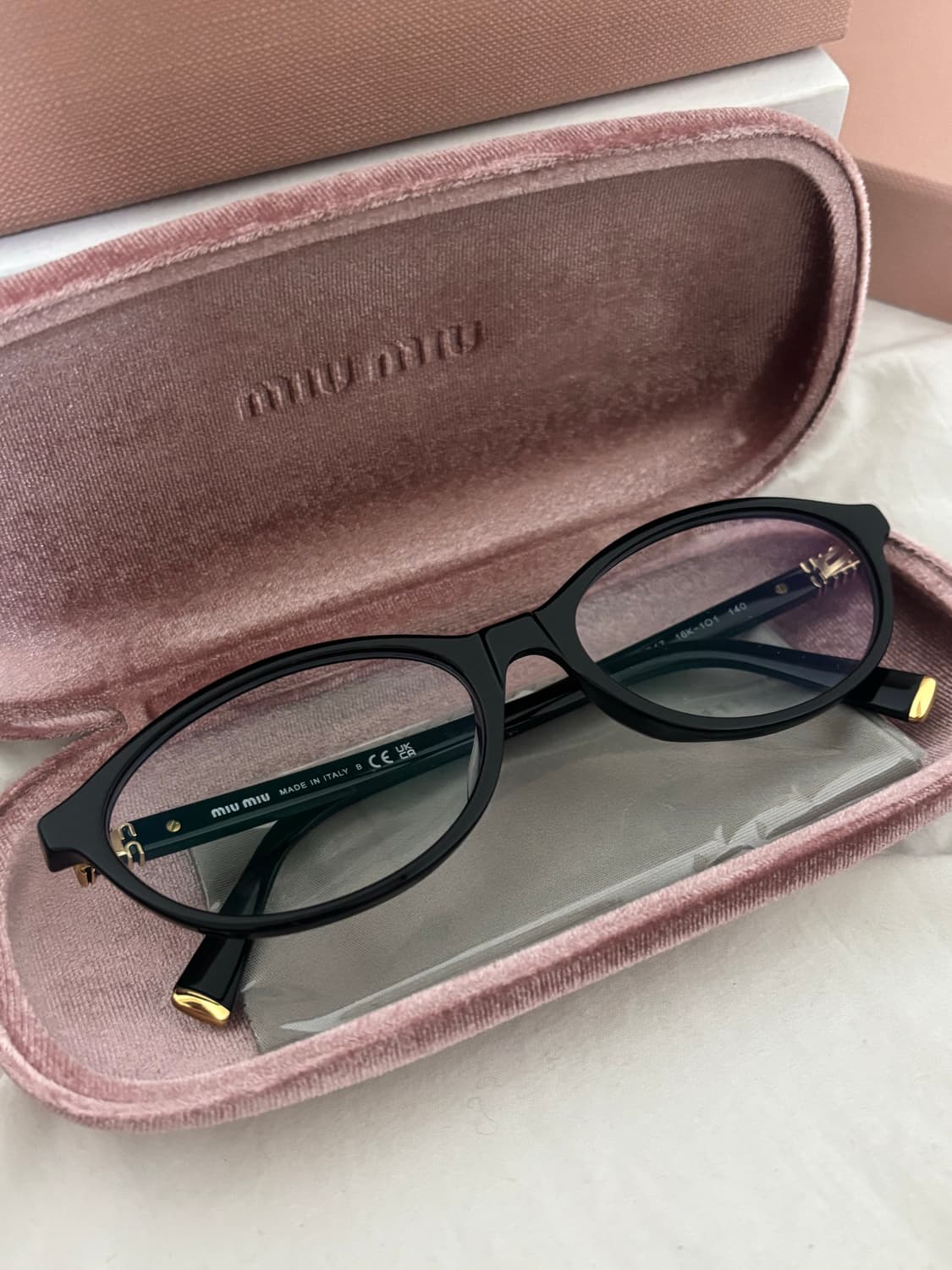 미우미우 안경 리가드 블랙 긱시크 OMU-09XVF 정품 블루라이트 상품이미지1