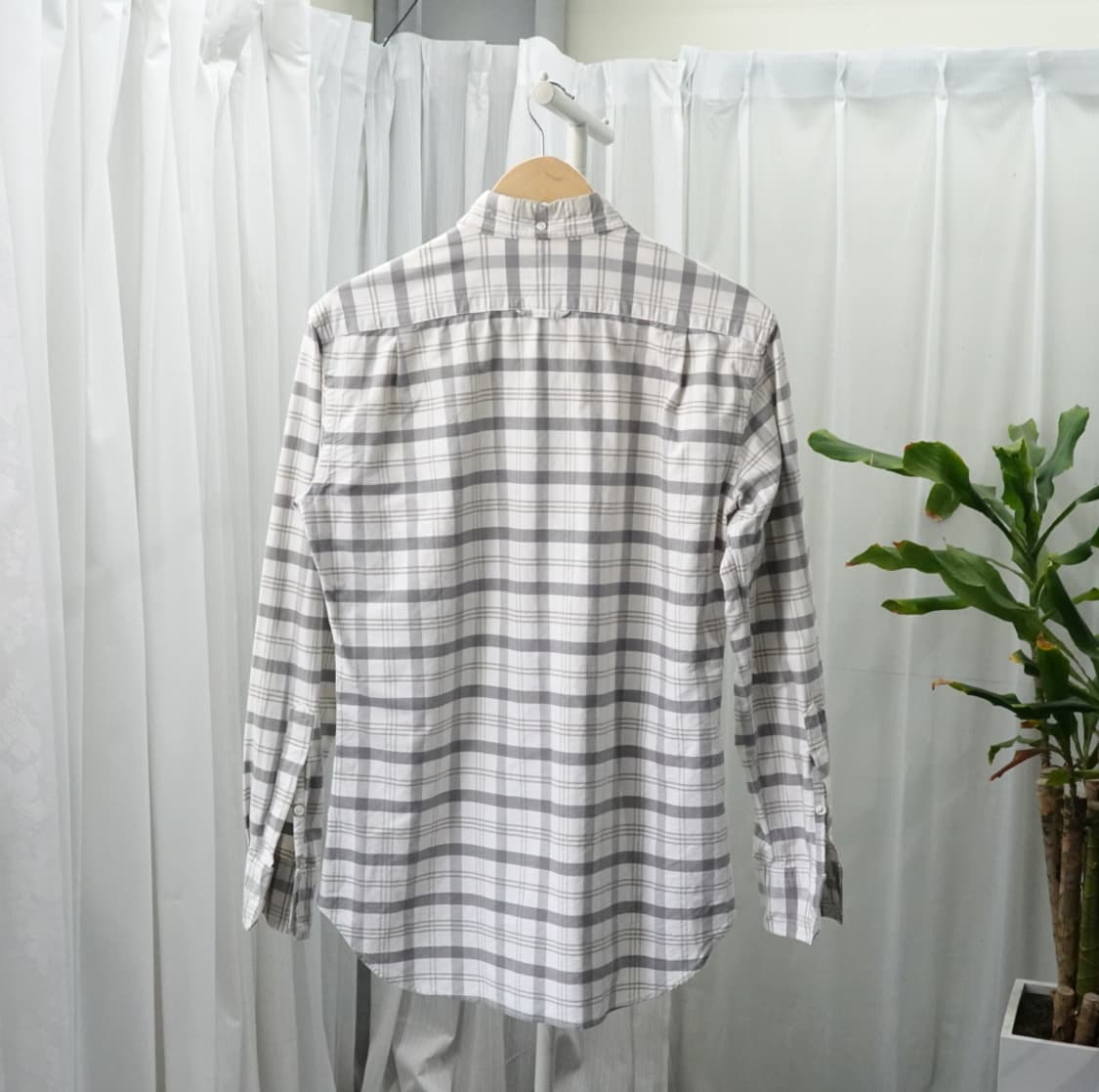 톰브라운 체크 셔츠 버튼다운 클래식핏 1908 상품이미지3