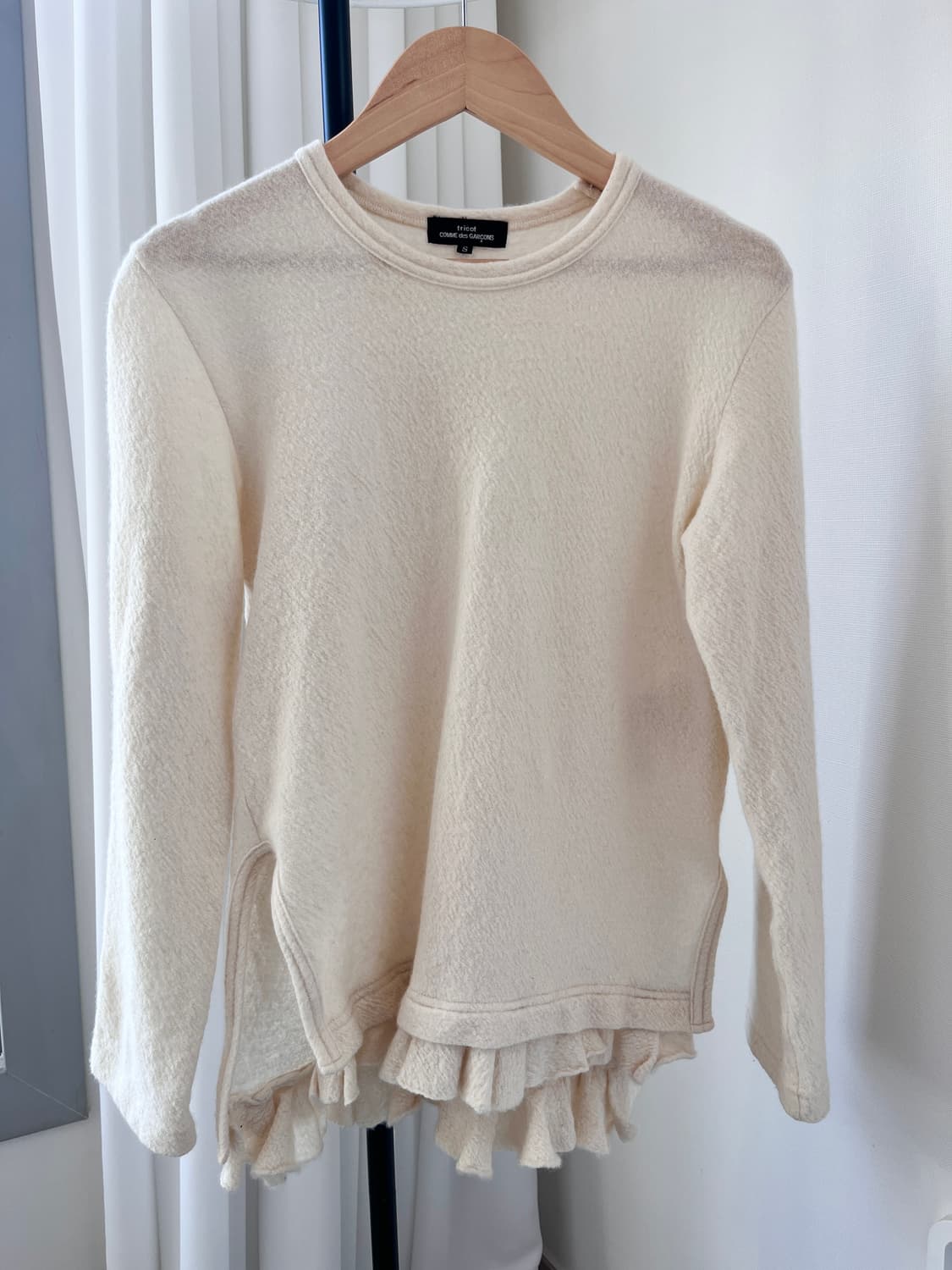 꼼데가르송 트리콧 언밸런스 프릴 니트 상품이미지2