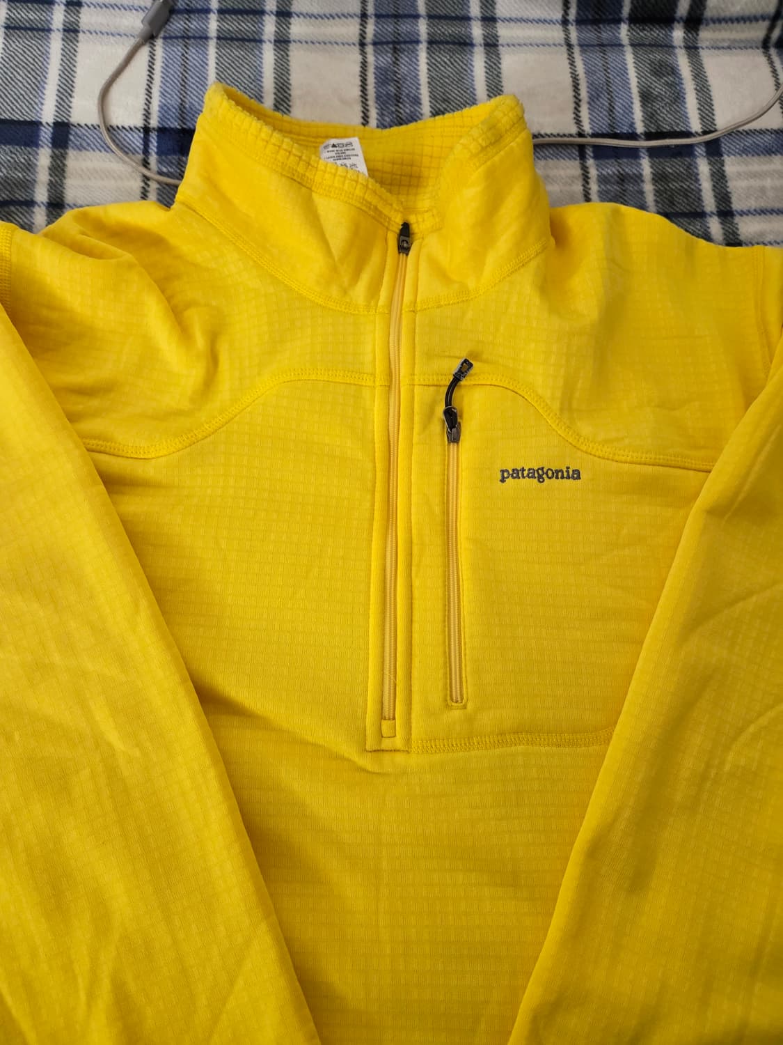 파타고니아 구형 R1 풀오버 XXL 사이즈 옐로우 상품이미지2