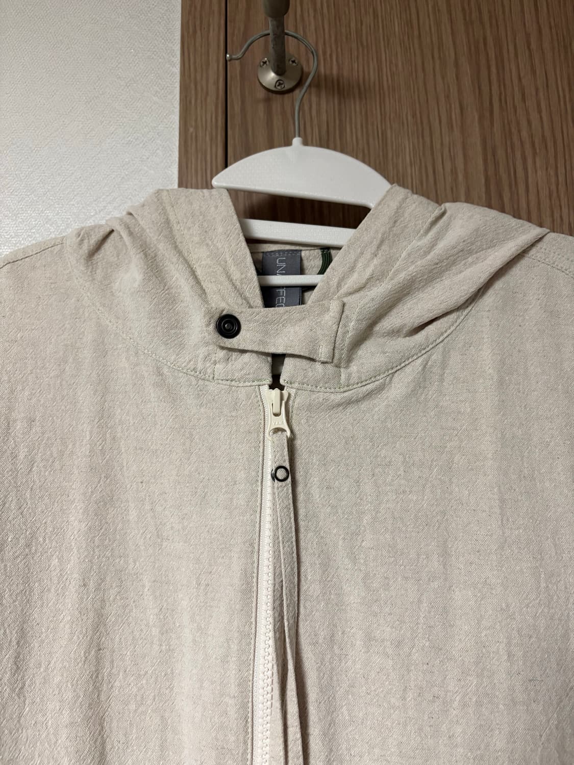 언어펙티드 후디드 아노락 에크루 M 상품이미지3