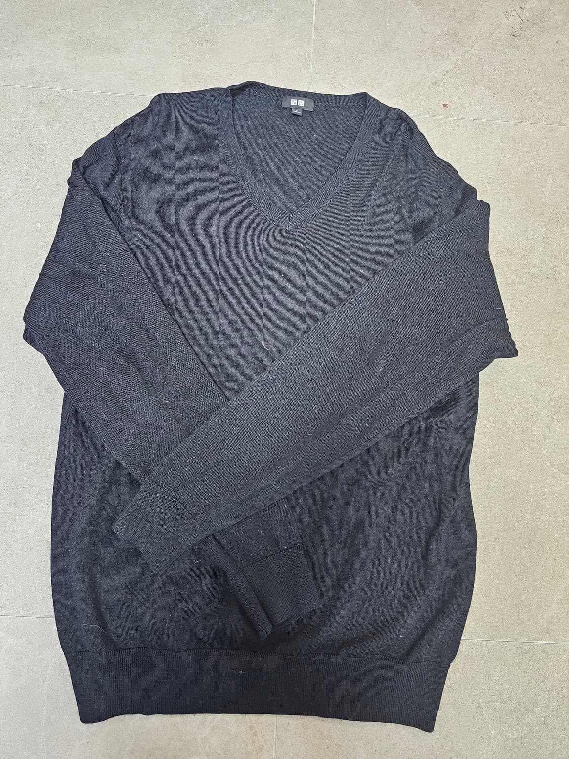 유니클로 V넥 모 니트 L 상품이미지1