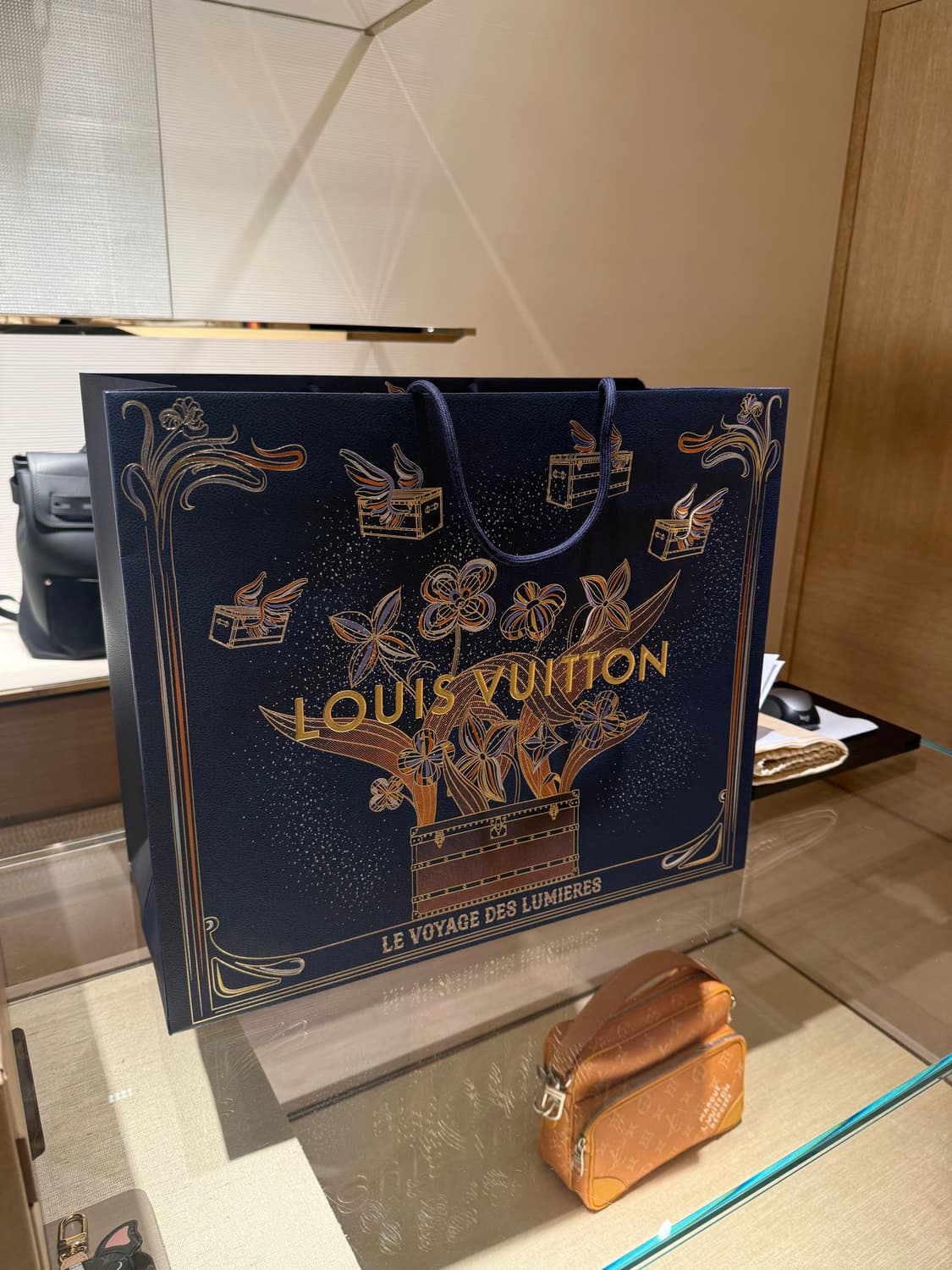 루이비통 스티머 웨어러블 월릿 상품이미지6