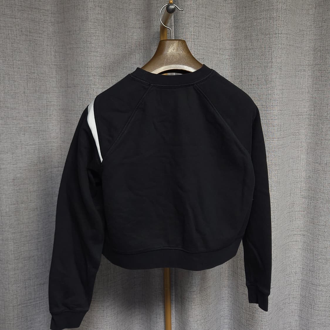 L ) 나이키 여성 빅스우시 크롭 맨투맨 상품이미지3