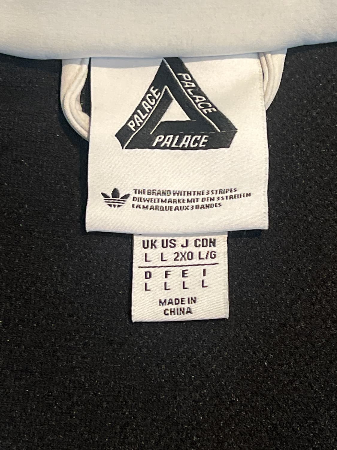15fw 팔라스 아디다스 헤비 하프집업 L 상품이미지2