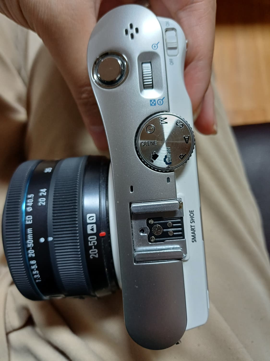 삼성 NX100 디지털 카메라 화이트 작례있음 상품이미지2