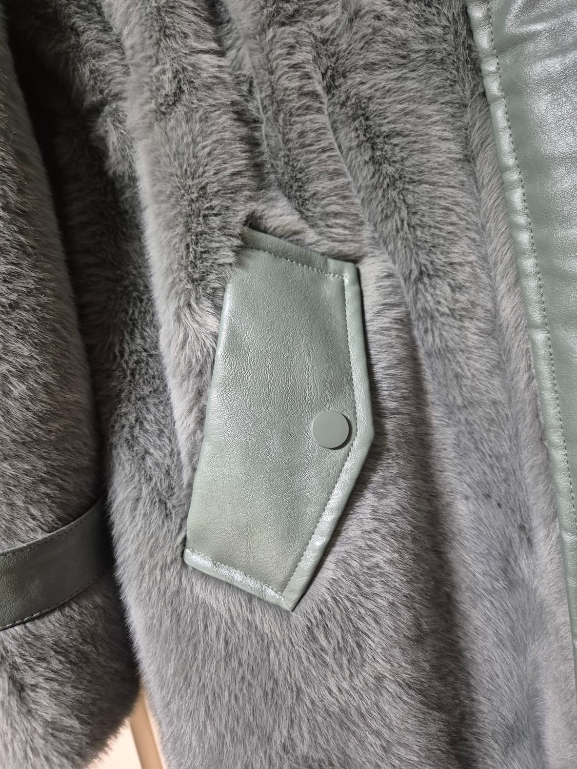 에코 밍크퍼 롱 코트 상품이미지5