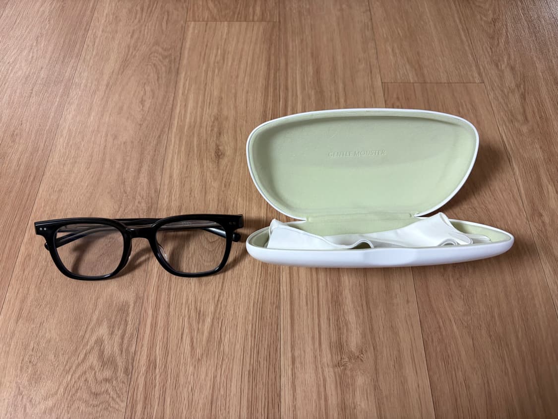 젠틀몬스터 에반 안경 판매합니다 상품이미지1