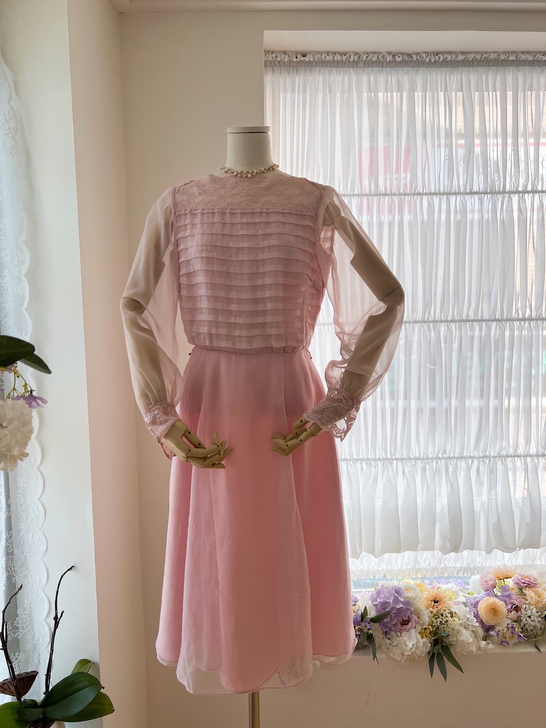 시스루 레이스 넥 쉬폰 플리츠 원피스 상품이미지5