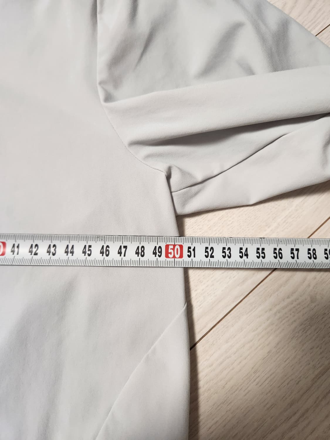 푸마 냉감 기능성 러닝 트랙탑 집업 저지 사이즈100 L

새상품처럼 상 상품이미지3