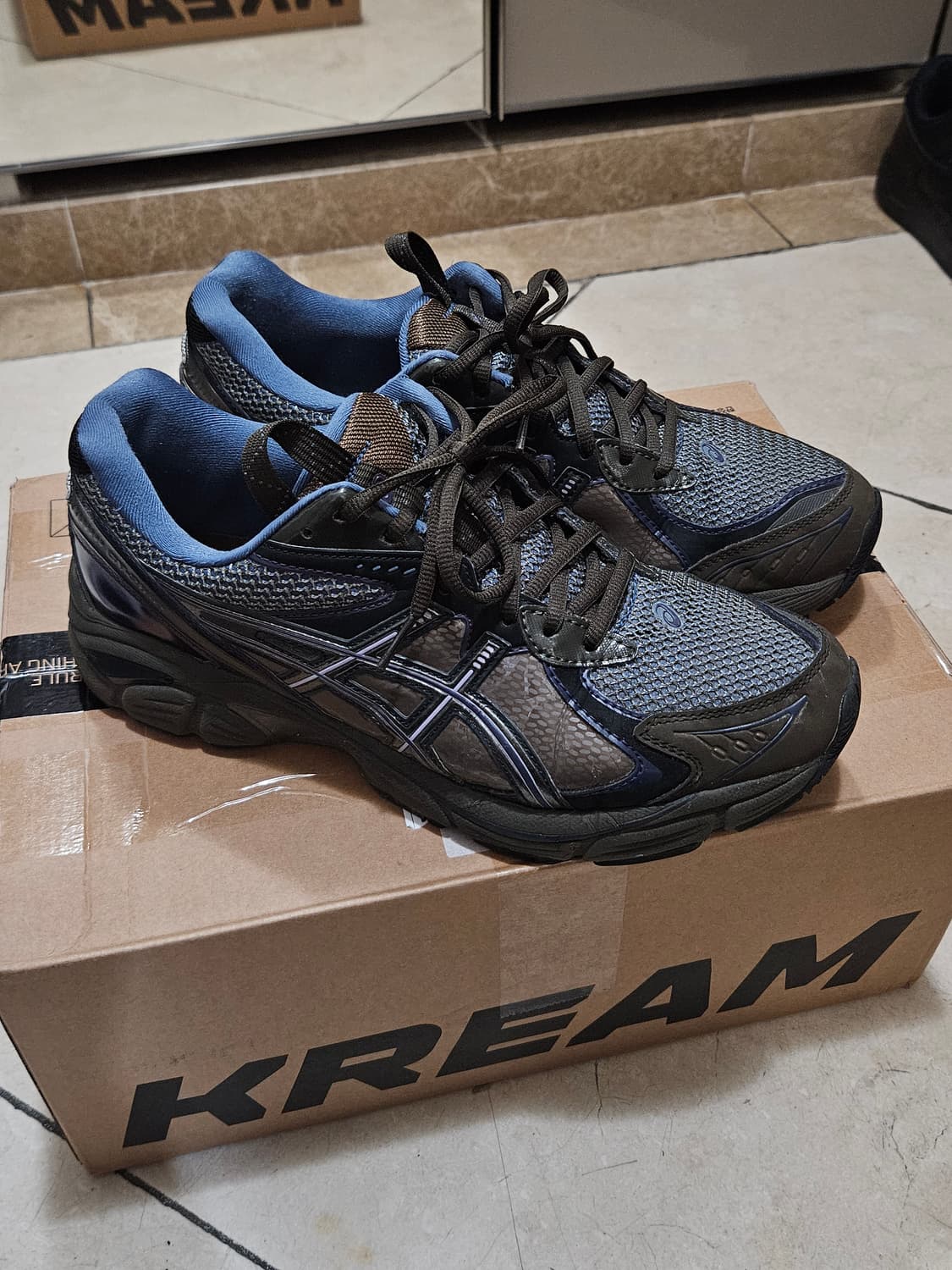 아식스 UB6-S GT-2160 그레이 플로스 브라운 스톰 280 상품이미지1