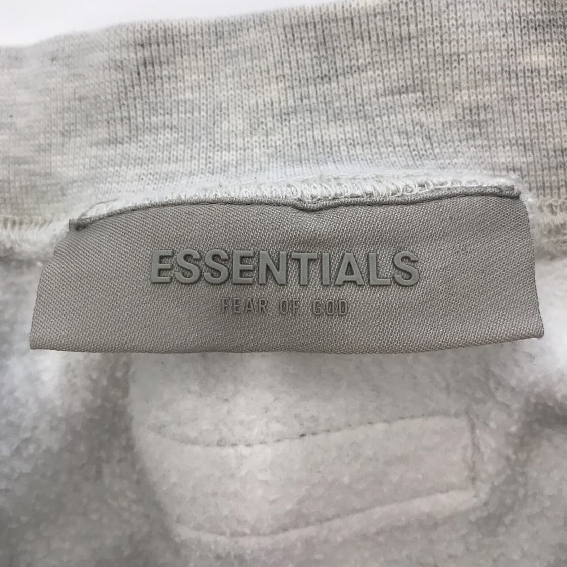 에센셜 피오갓 스웻셔츠 [L사이즈] 상품이미지5