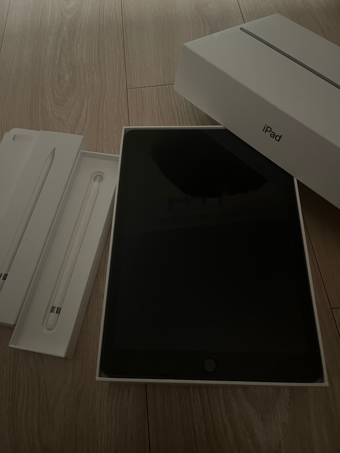 아이패드 8세대 스페이스그레이 32g+애플펜슬 1세대 상품이미지1