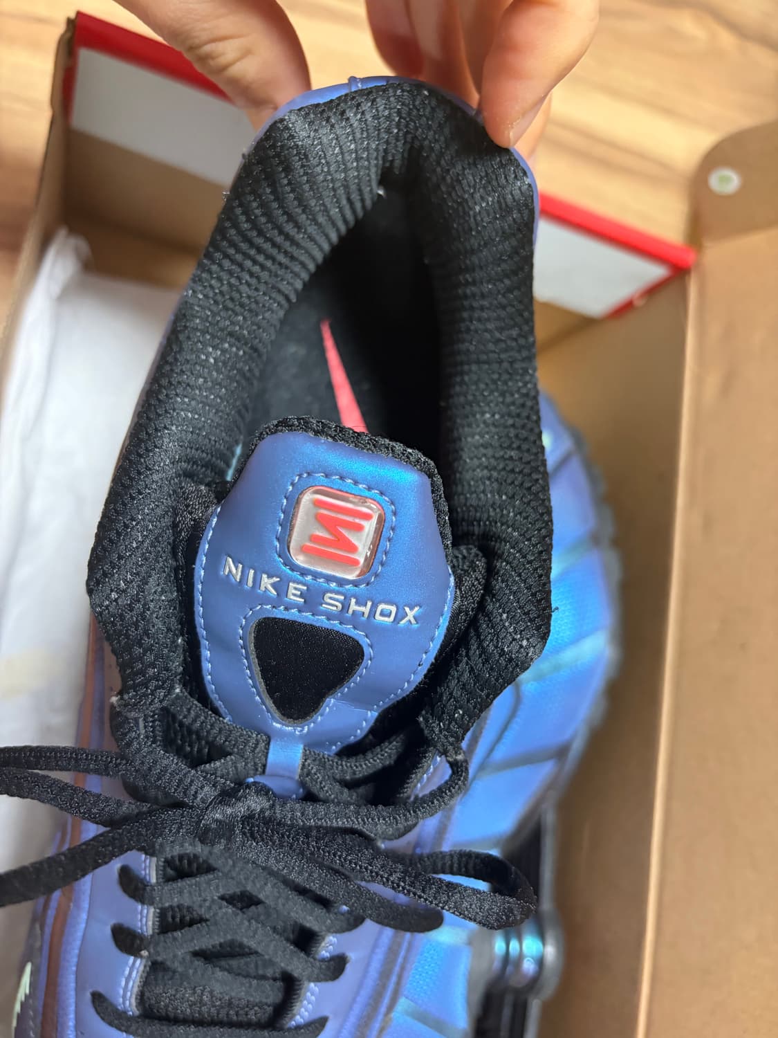 나이키 샥스r4 270 상품이미지3