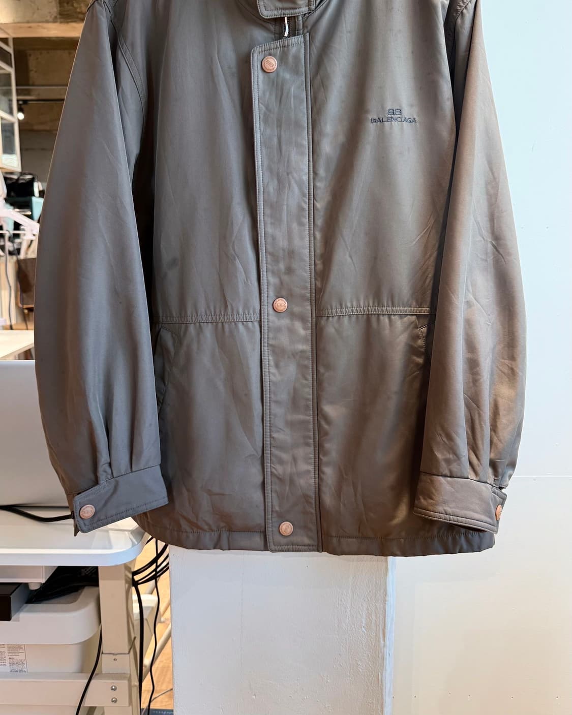 발렌시아가 카키 올리브 폴리쉘 자켓  상품이미지6