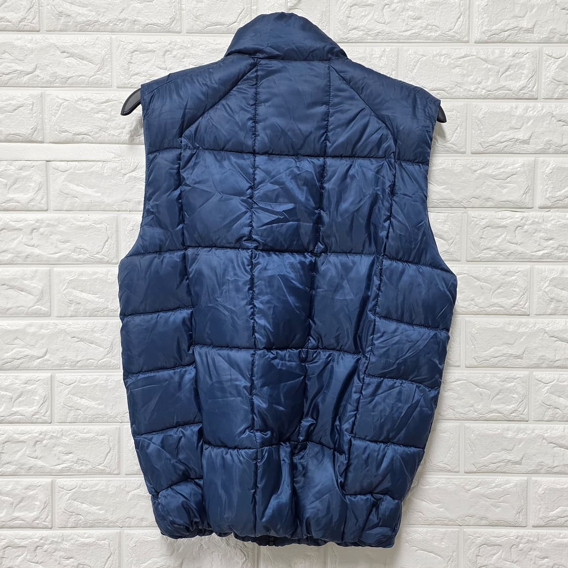 택포) 헤지스 스포츠 패딩 조끼 95 상품이미지4