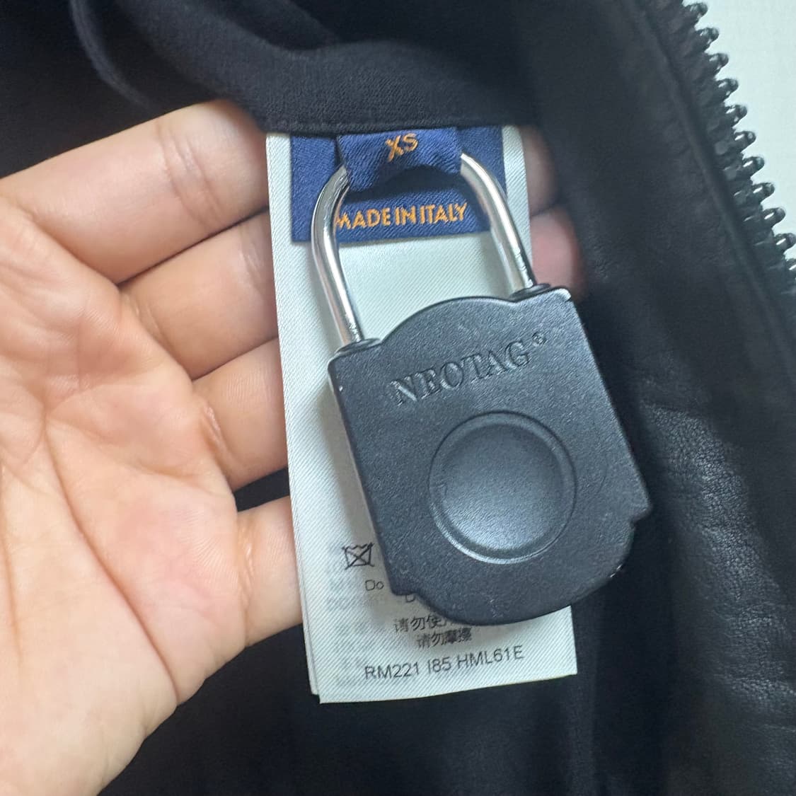 [새상품급] 루이비통 레더 다미에 자켓 상품이미지5