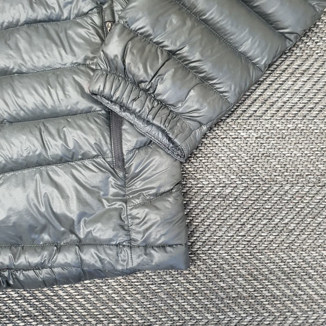 아이더 구스다운 경량패딩 남자105 상품이미지4