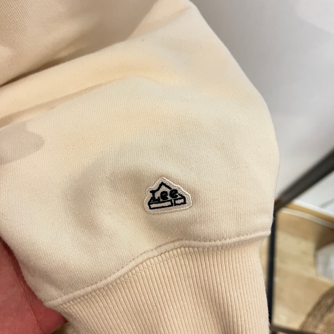 (XL) LEE 리 아이보리 센터로고 후드티셔츠 상품이미지4