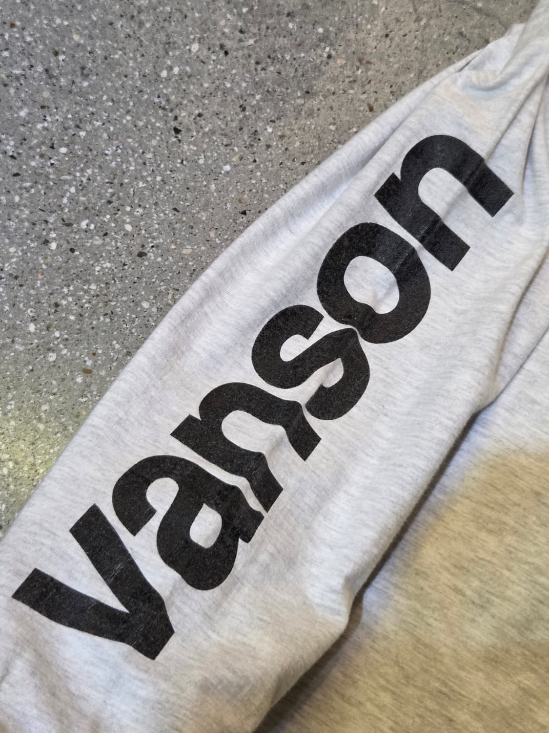 Vanson 밴슨 오트밀그레이 레터링 롱슬리브 상품이미지5