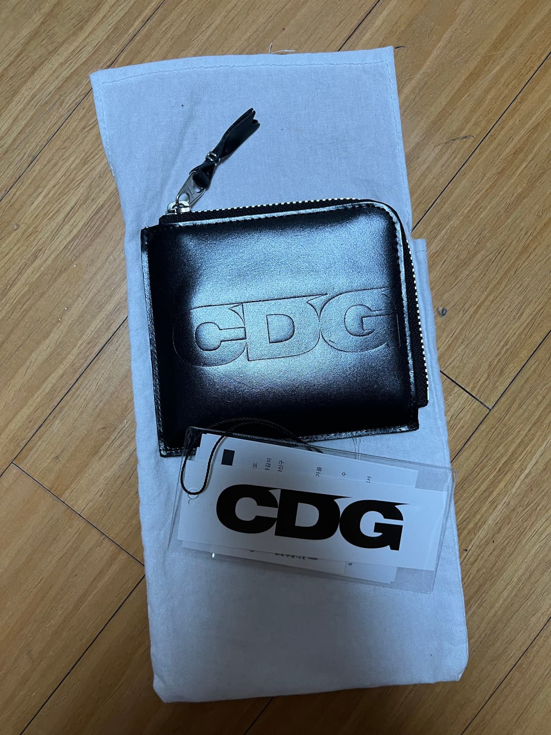CDG 100%레더 지갑 상품이미지1