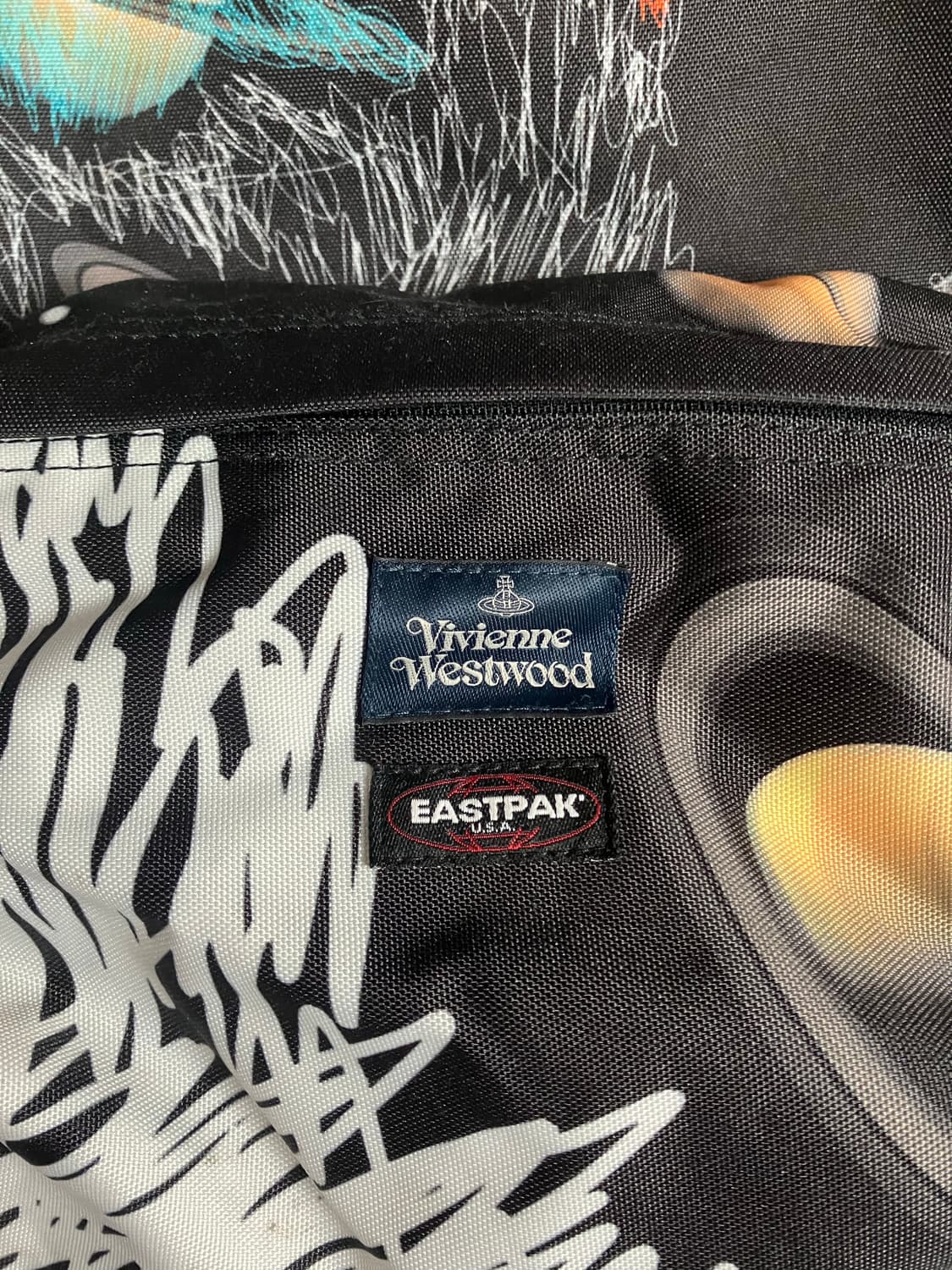 비비안웨스트우드 이스트팩 백팩 상품이미지2