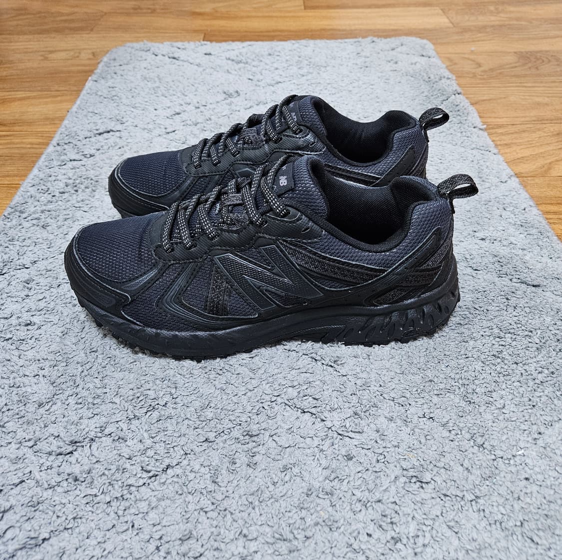 뉴발란스 410  260 상품이미지1