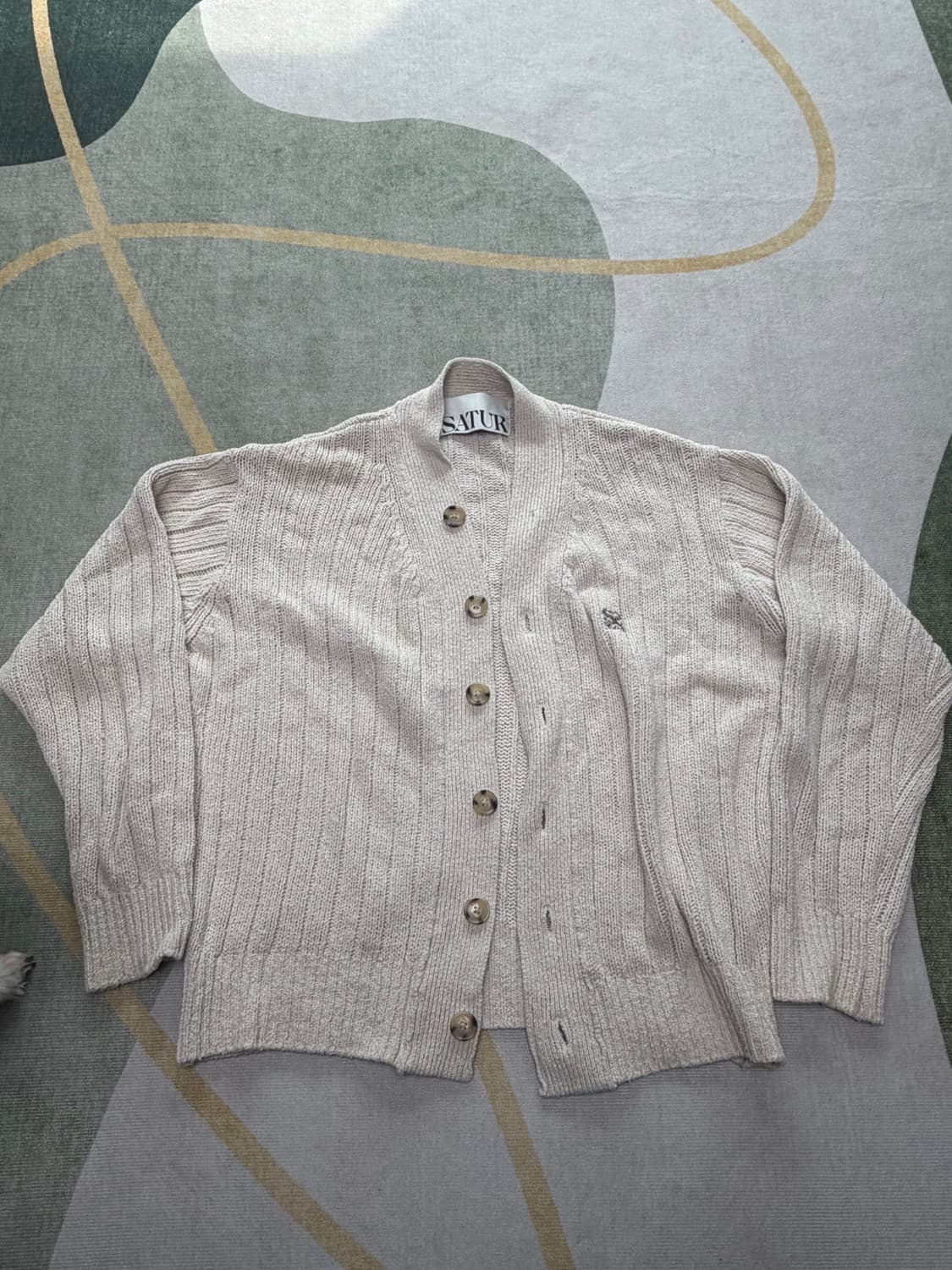 새터 부클 가디건 상품이미지1