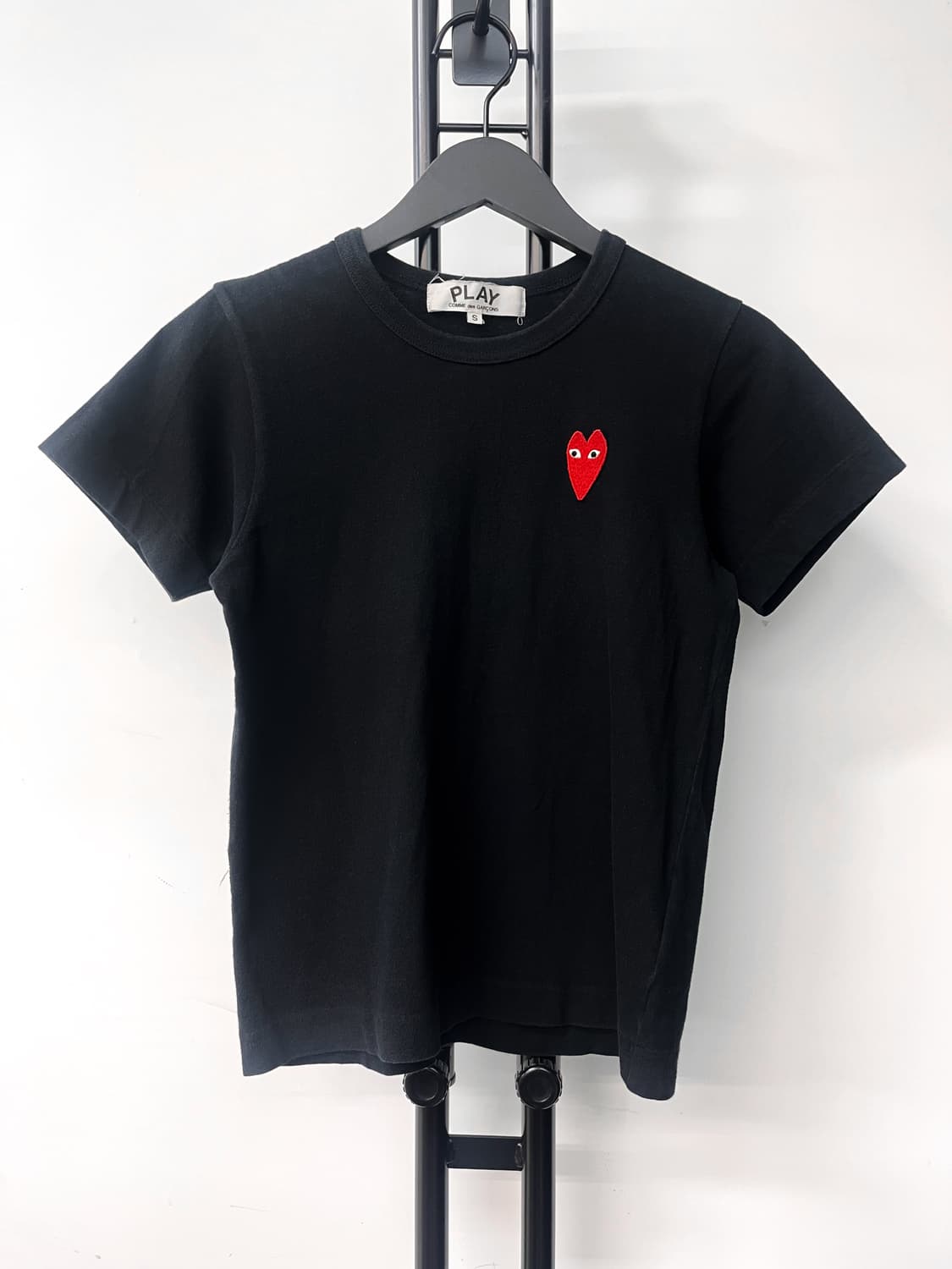 꼼데가르송 플레이 하트 와펜 티셔츠 상품이미지1
