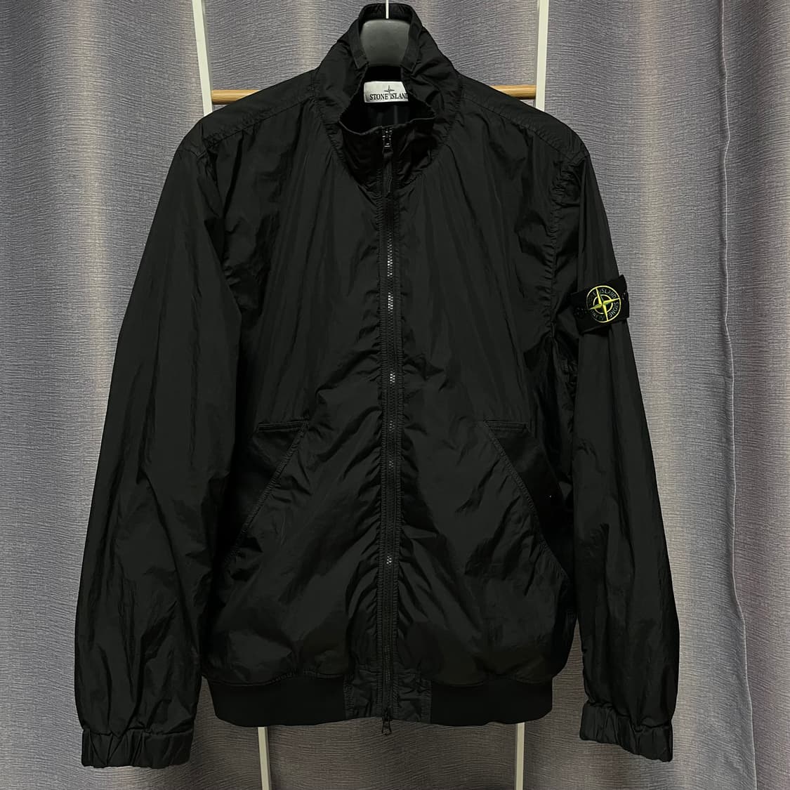 26ss xl 스톤아일랜드 크링클랩스 봄버 바람막이 원가120만 상품이미지1