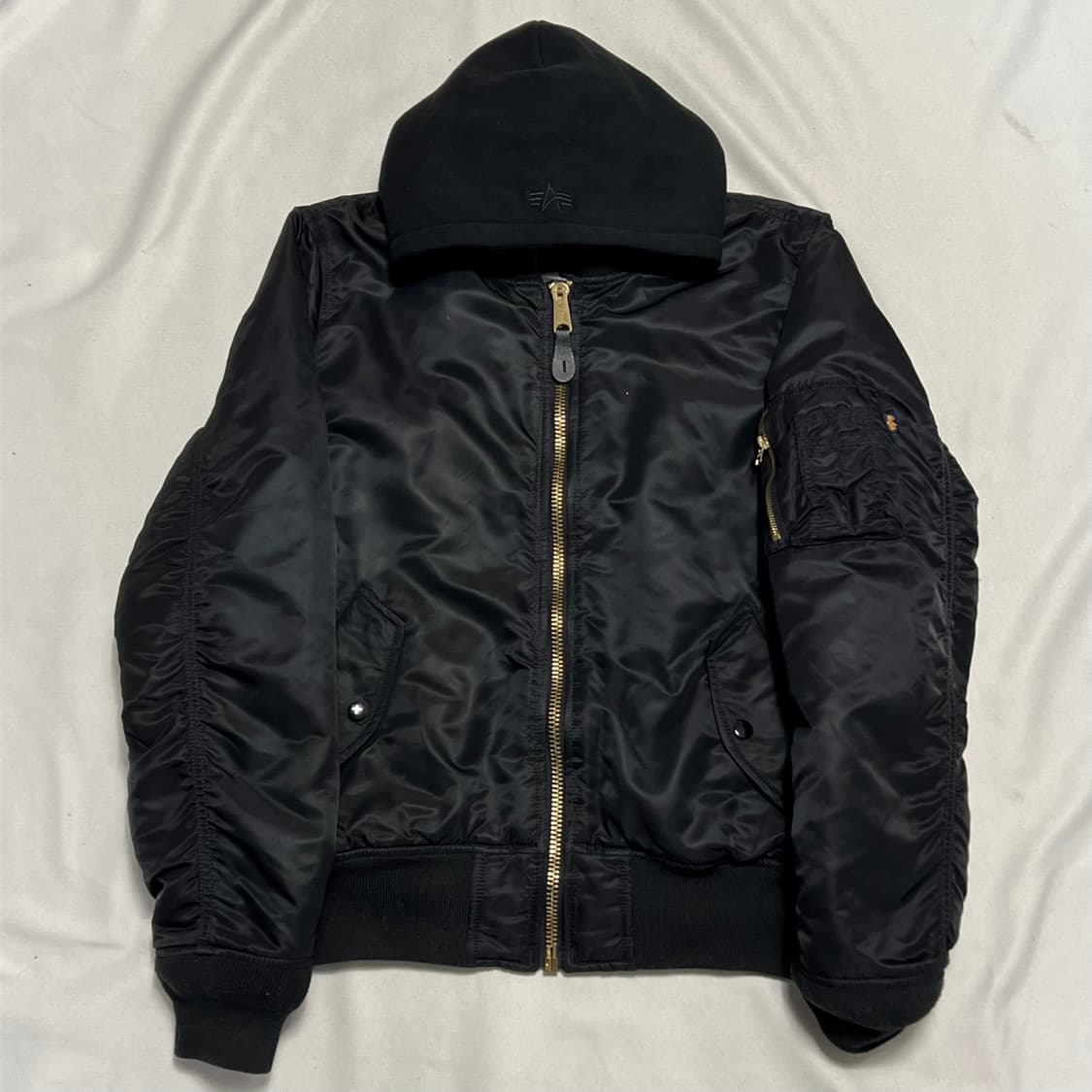 M 알파인더스트리 후드 블랙 항공점퍼 상품이미지2