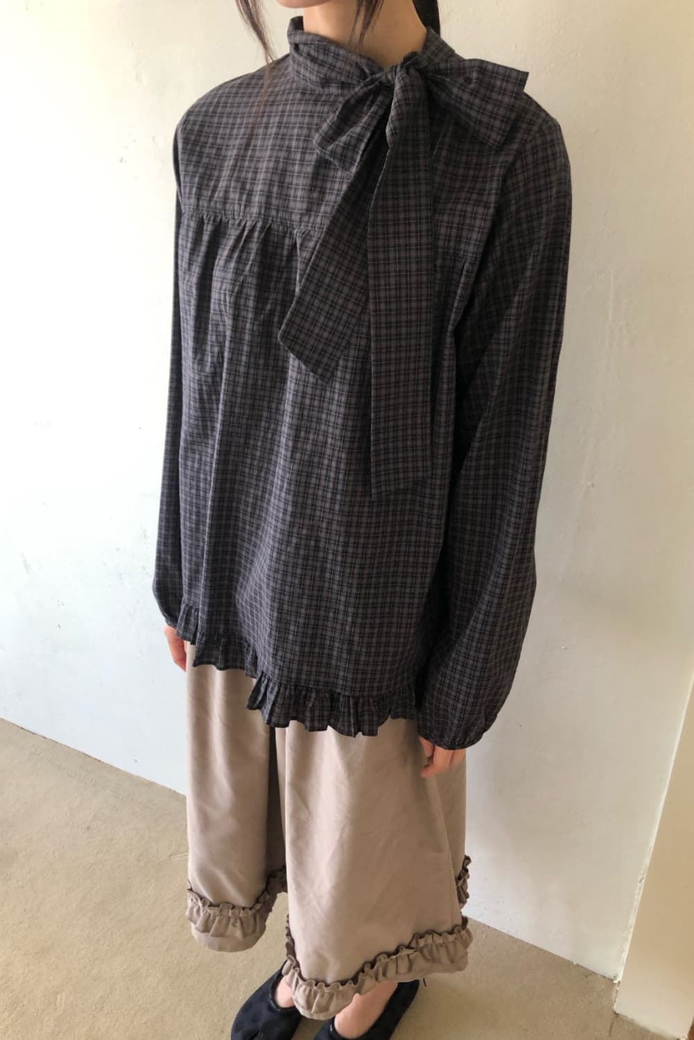 미세키 서울 느낌 원가 43000원 리본 체크 프릴 블라우스 상품이미지5