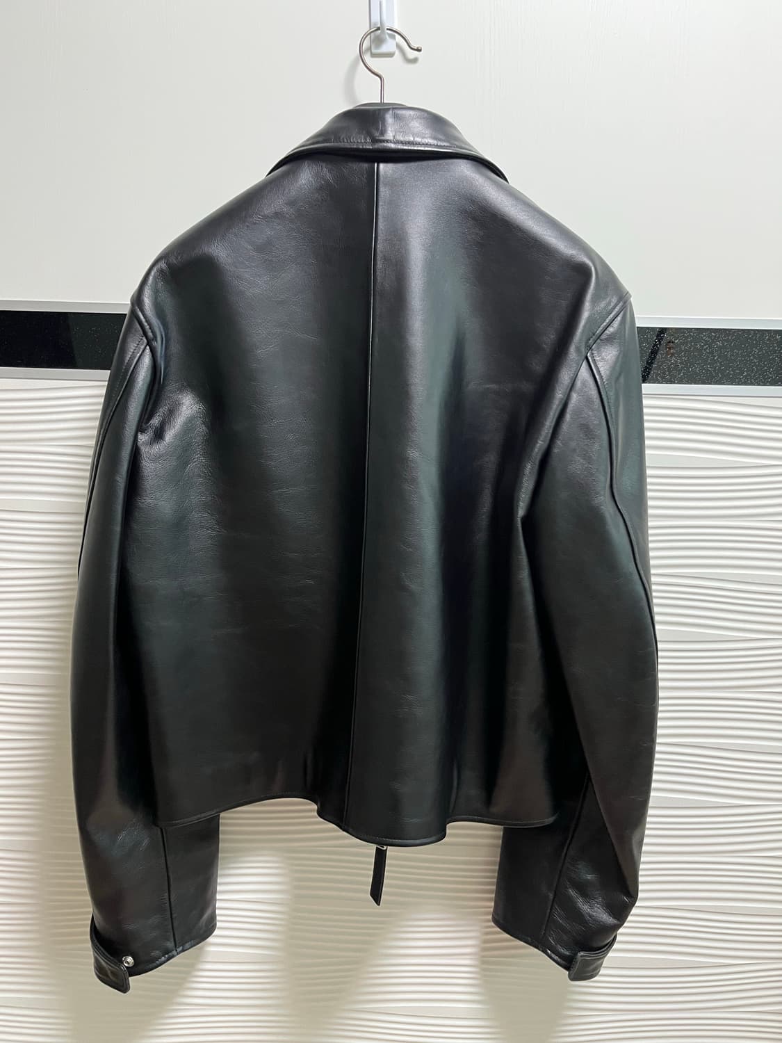 토니웩 23fw 레더자켓 상품이미지2