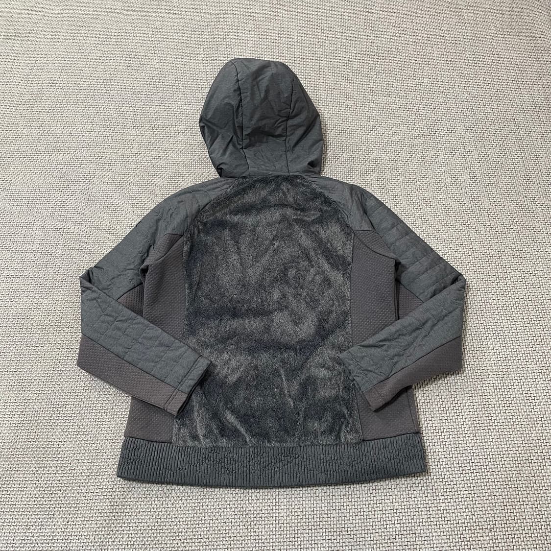 블랙야크 여성 후리스 패딩 후드 9976 상품이미지3