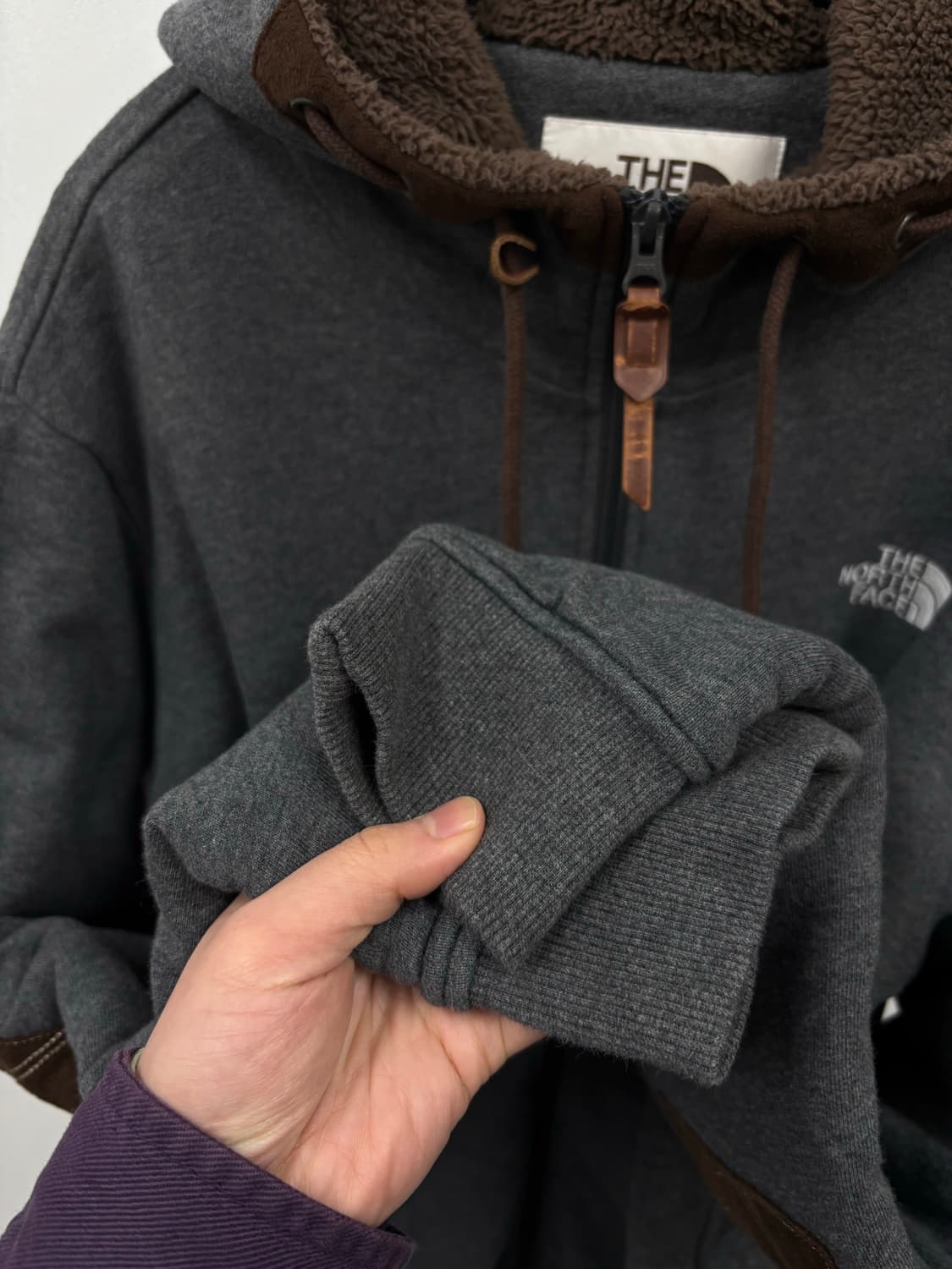 노스페이스 양털 후드집업 상품이미지4