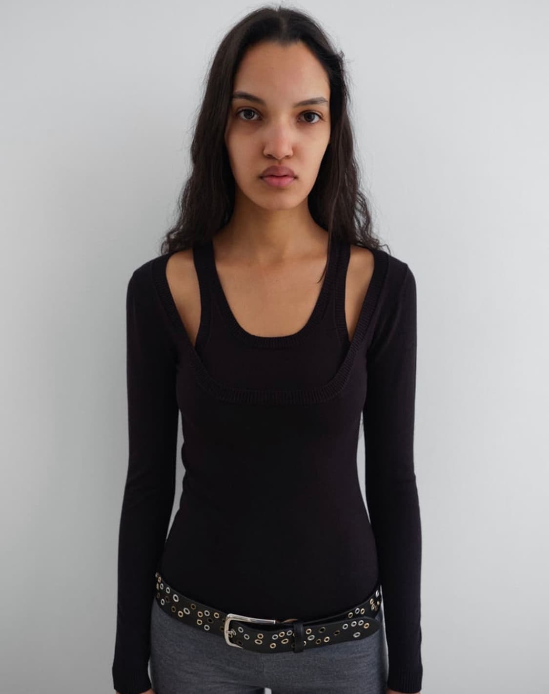 gimaguas  컷아웃 니트 긴팔 그레이 상품이미지5