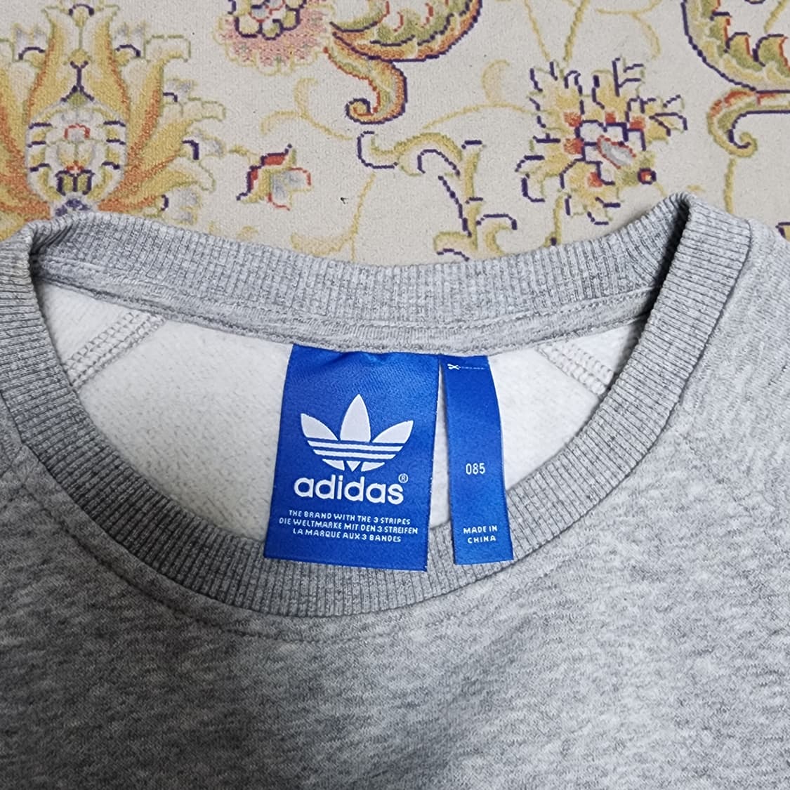 아디다스 여성 스네이크 빅로고 맨투맨
85 상품이미지4