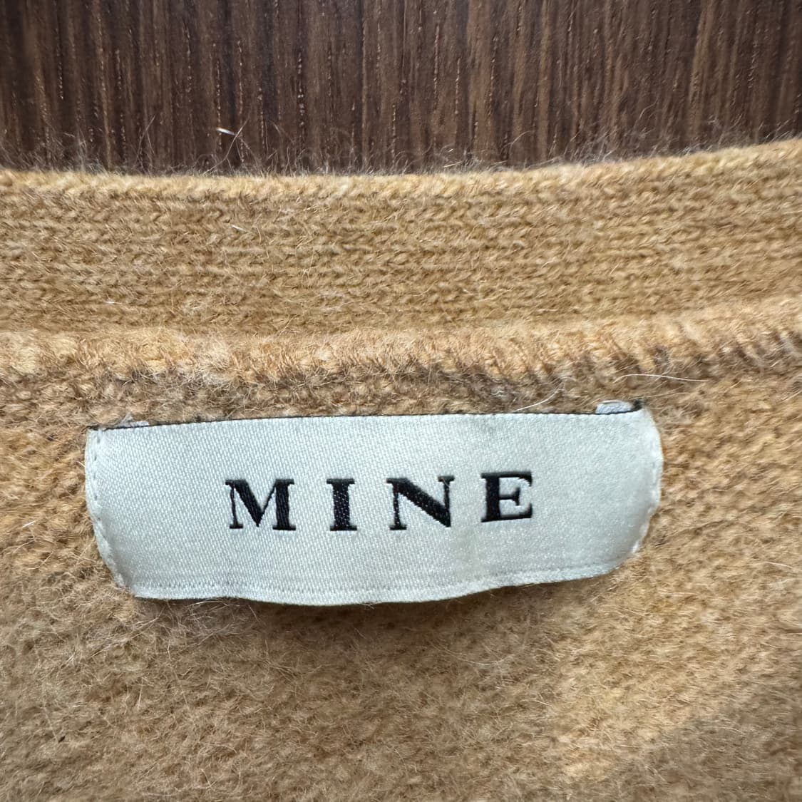 한섬 마인 라쿤퍼 니트  상품이미지2